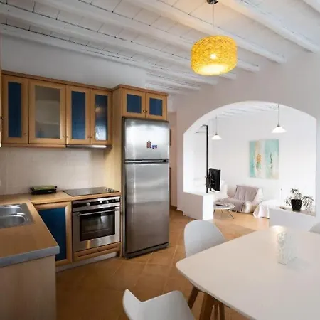 Dreamscape Cozy 3-bedroom Mykonos Hideaway