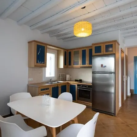 Dreamscape Cozy 3-bedroom Mykonos Hideaway אנו מרה